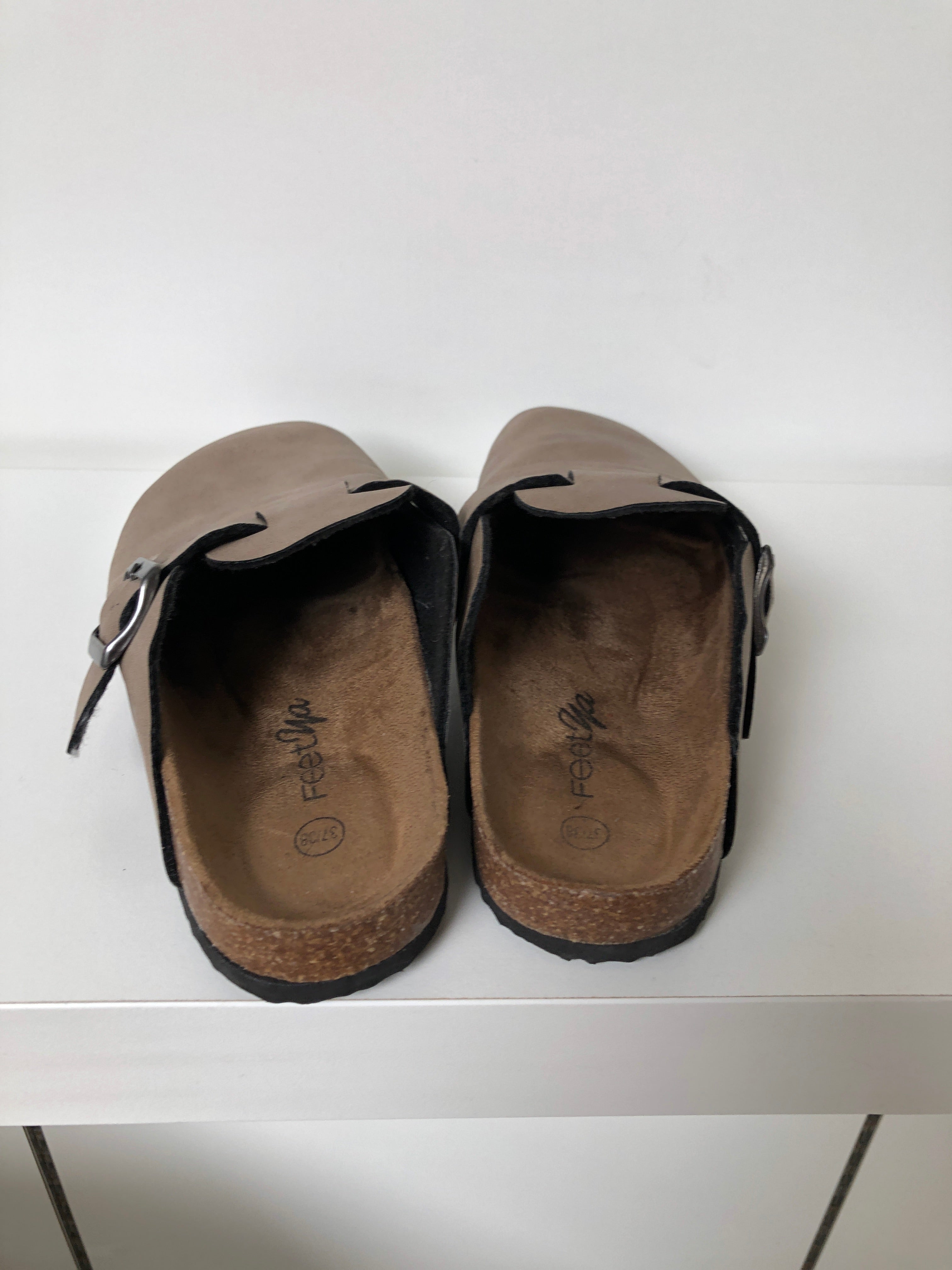 Feet Ya Sko
